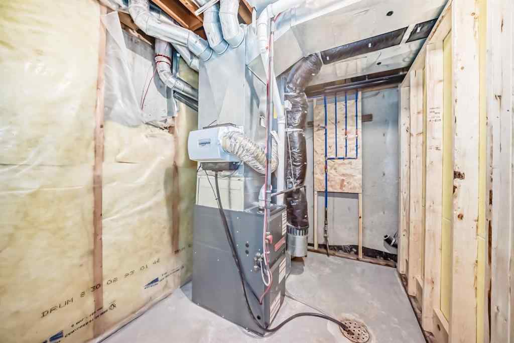 MLS® A2264664 - 126 Hawkstone Manor NW in Hawkwood Calgary, Residential