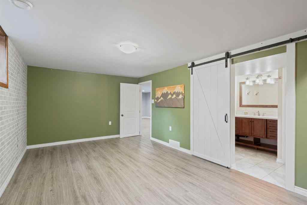 MLS® A2264665 - 9940 Wilde Road SE in Willow Park Calgary, Residential