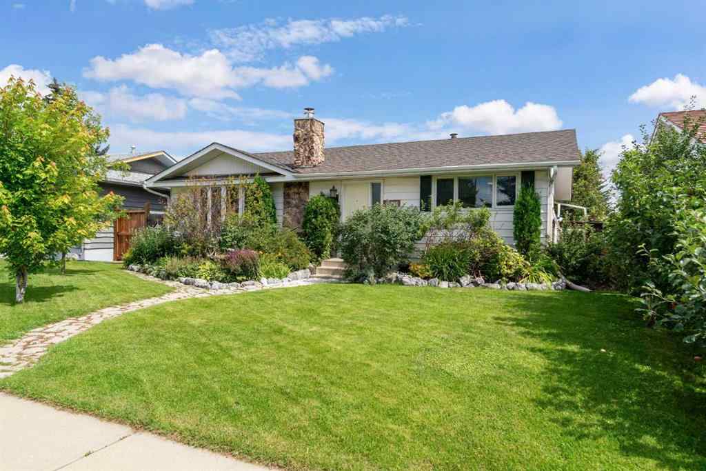 MLS® A2264665 - 9940 Wilde Road SE in Willow Park Calgary, Residential