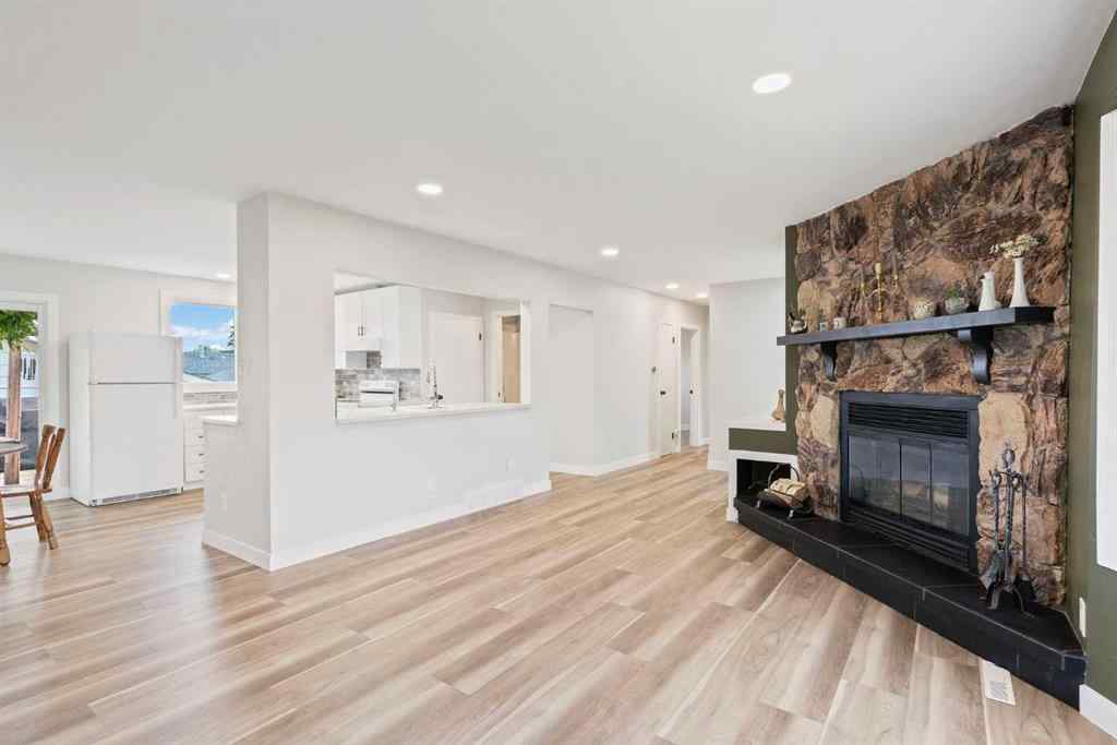 MLS® A2264665 - 9940 Wilde Road SE in Willow Park Calgary, Residential