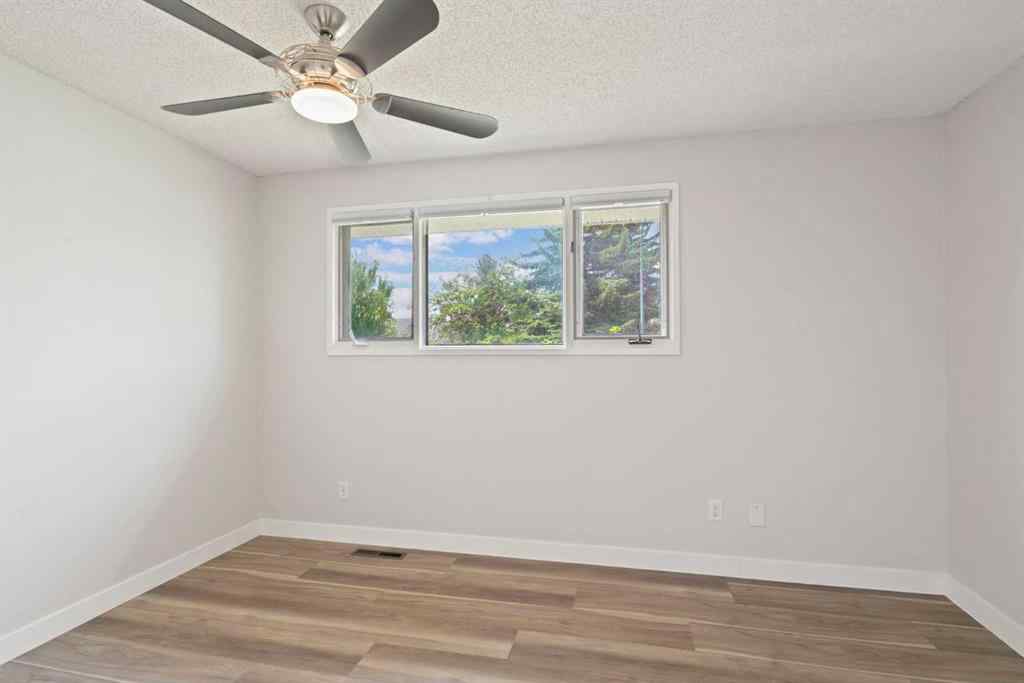 MLS® A2264665 - 9940 Wilde Road SE in Willow Park Calgary, Residential