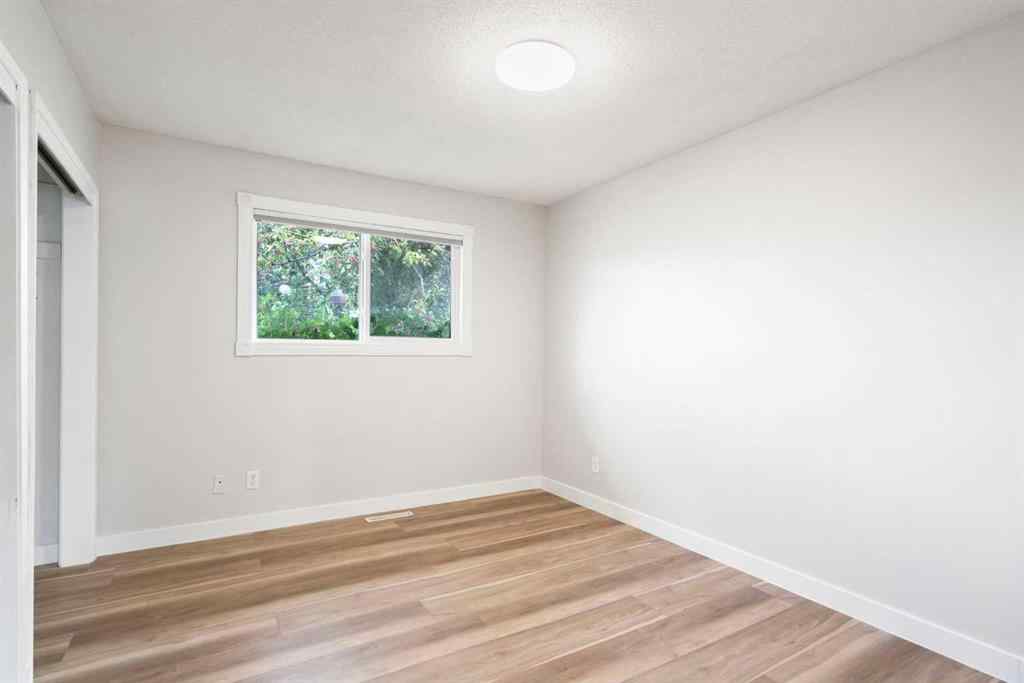 MLS® A2264665 - 9940 Wilde Road SE in Willow Park Calgary, Residential