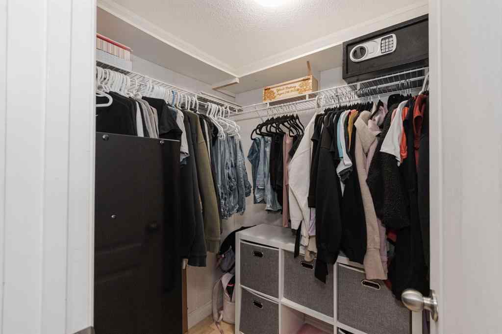 MLS® A2264666 - 152 Harpe Way  in Timberlea Fort McMurray, Residential