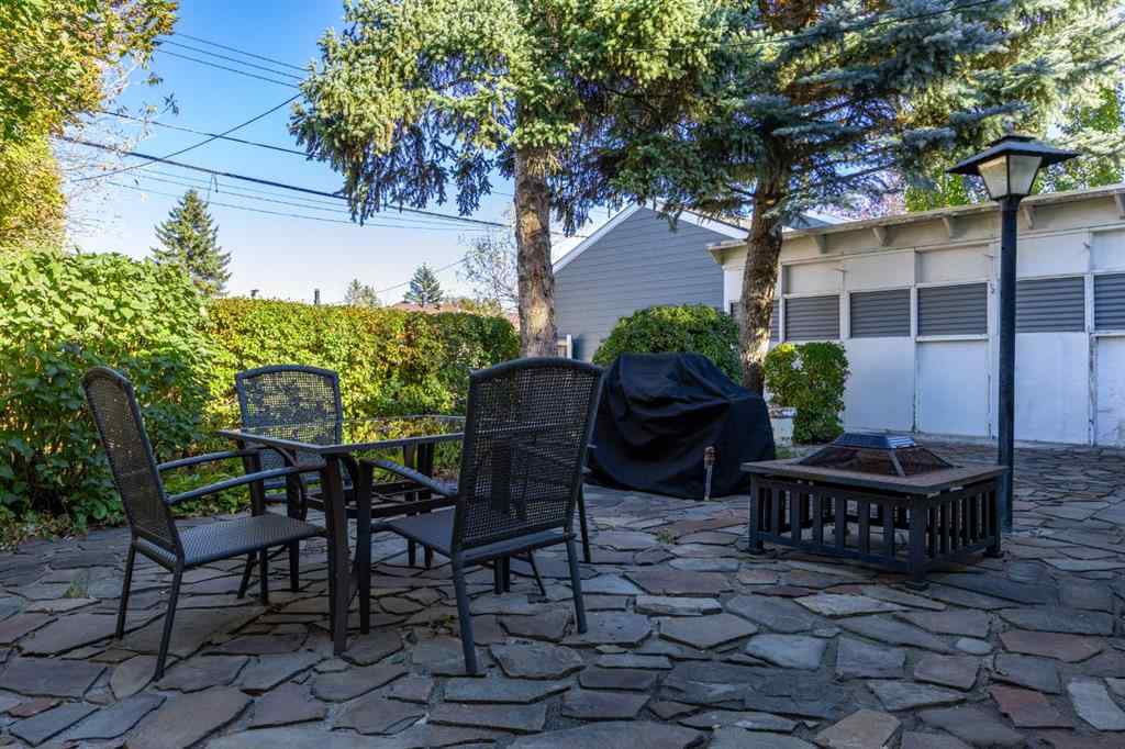 MLS® A2264667 - 7932 36 Avenue NW in Bowness Calgary, Residential