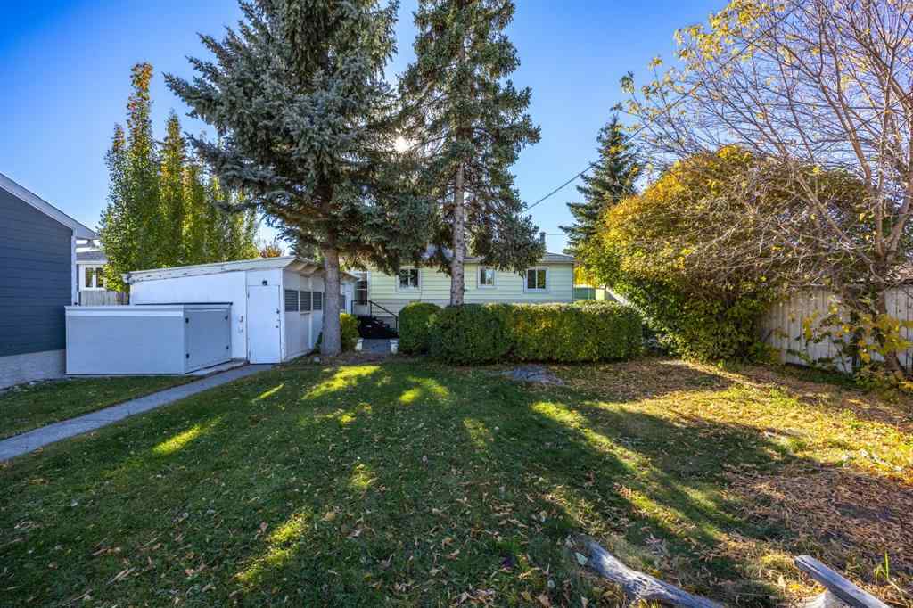 MLS® A2264667 - 7932 36 Avenue NW in Bowness Calgary, Residential