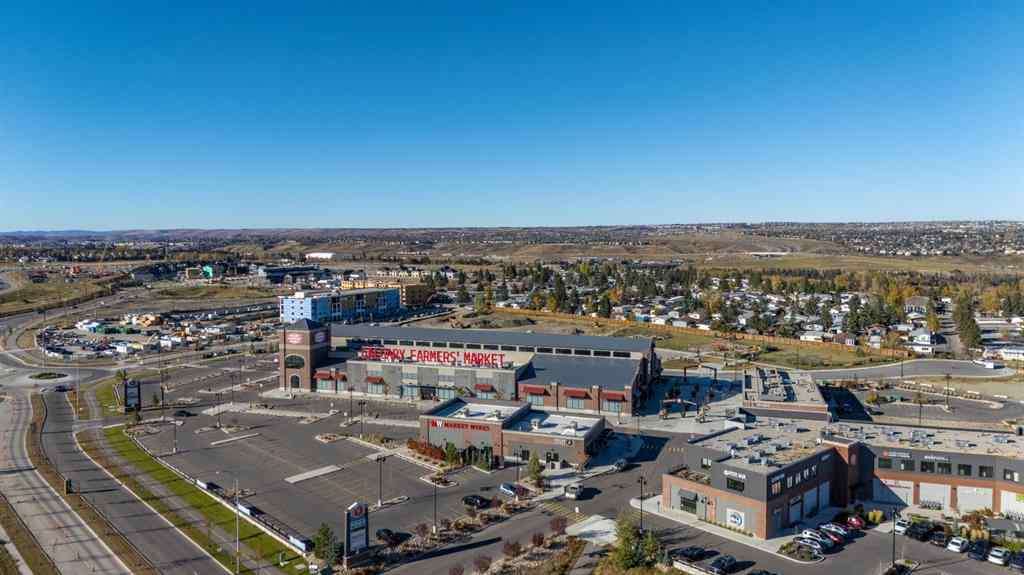 MLS® A2264667 - 7932 36 Avenue NW in Bowness Calgary, Residential