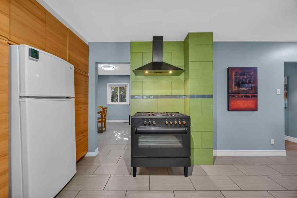 MLS® A2264667 - 7932 36 Avenue NW in Bowness Calgary, Residential