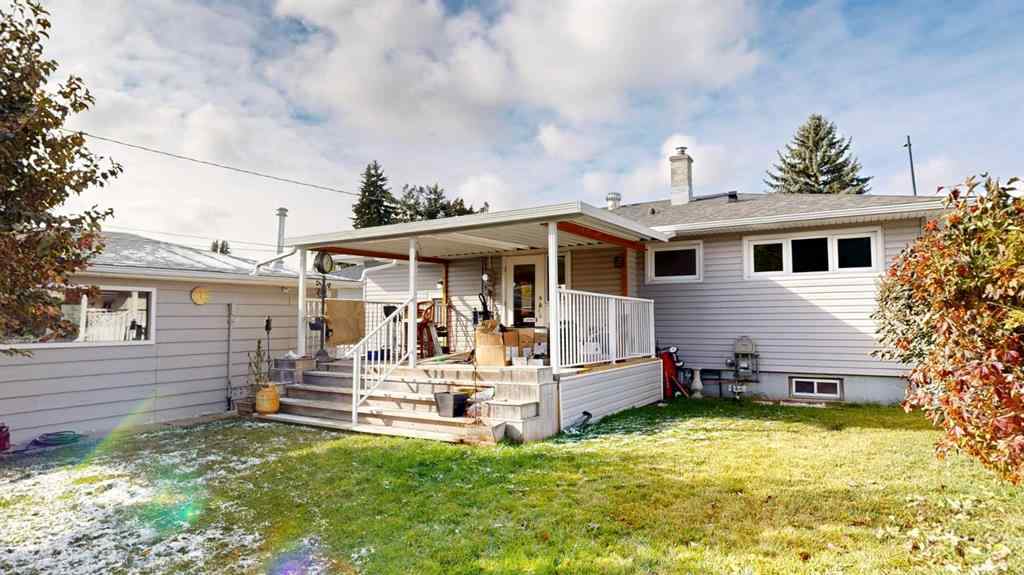 MLS® A2264672 - 8028 5 Street SW in Kingsland Calgary, Residential