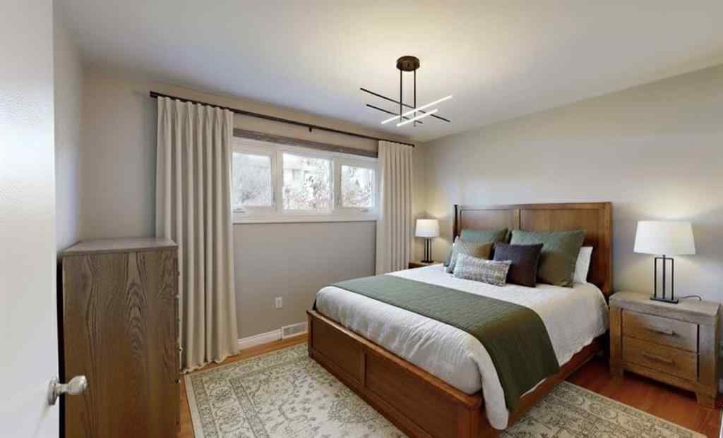 MLS® A2264672 - 8028 5 Street SW in Kingsland Calgary, Residential