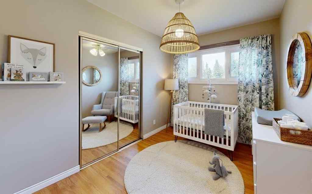 MLS® A2264672 - 8028 5 Street SW in Kingsland Calgary, Residential