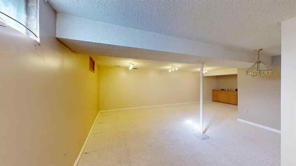 MLS® A2264672 - 8028 5 Street SW in Kingsland Calgary, Residential