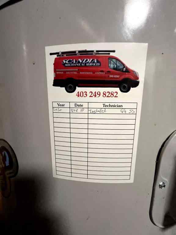 MLS® A2264673 - 1241 5 Avenue NW in West Hillhurst Calgary, Commercial