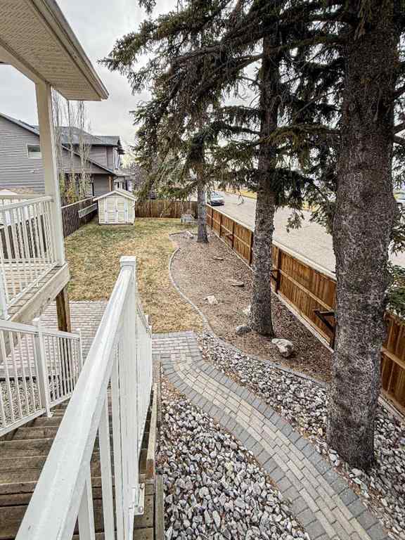 MLS® A2264677 - 4623 44 Street  in NONE Olds, Residential