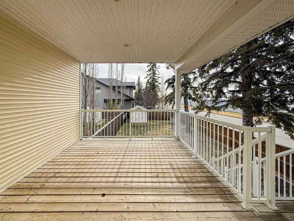 MLS® A2264677 - 4623 44 Street  in NONE Olds, Residential