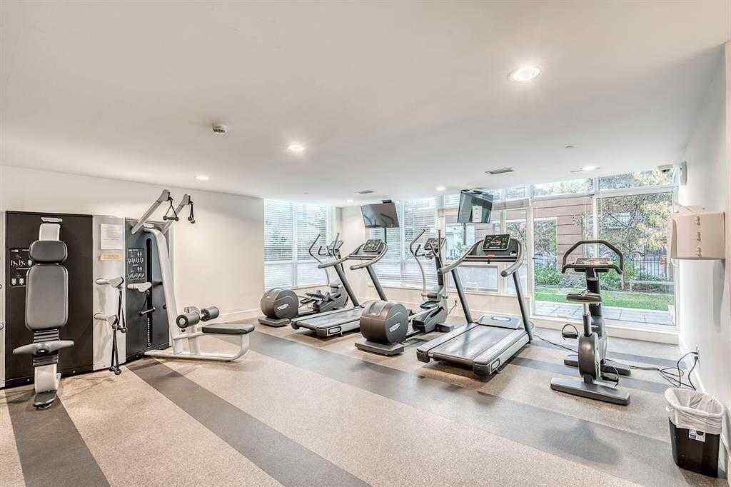 MLS® A2264680 - 638 14 Avenue SW in Beltline Calgary, Residential