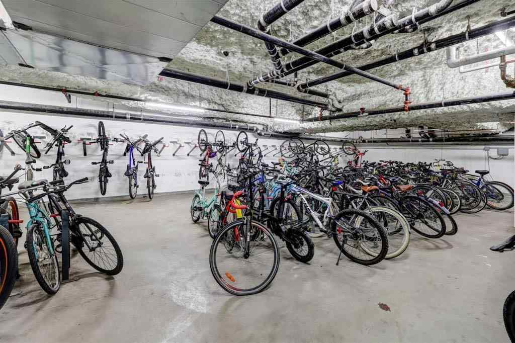 MLS® A2264680 - 638 14 Avenue SW in Beltline Calgary, Residential