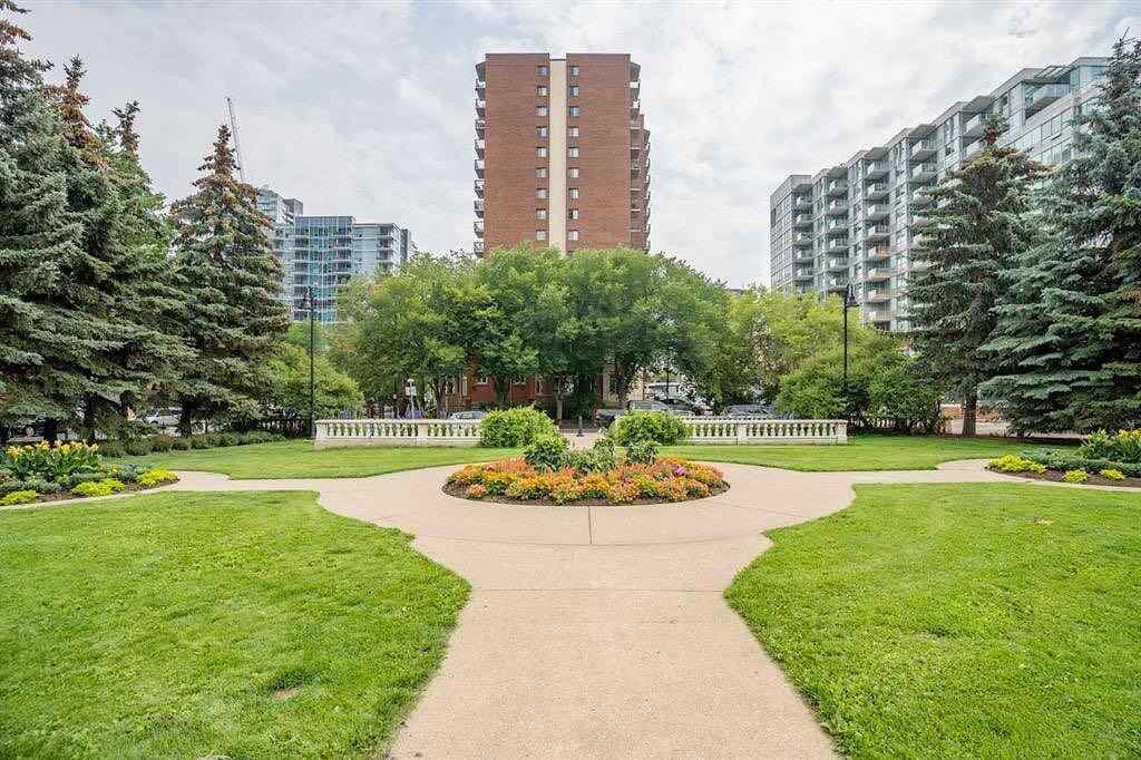 MLS® A2264680 - 638 14 Avenue SW in Beltline Calgary, Residential