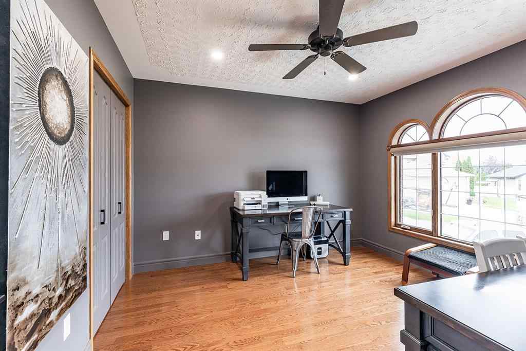 MLS® A2264682 - 15 Turner Close SE in Ross Glen Medicine Hat, Residential