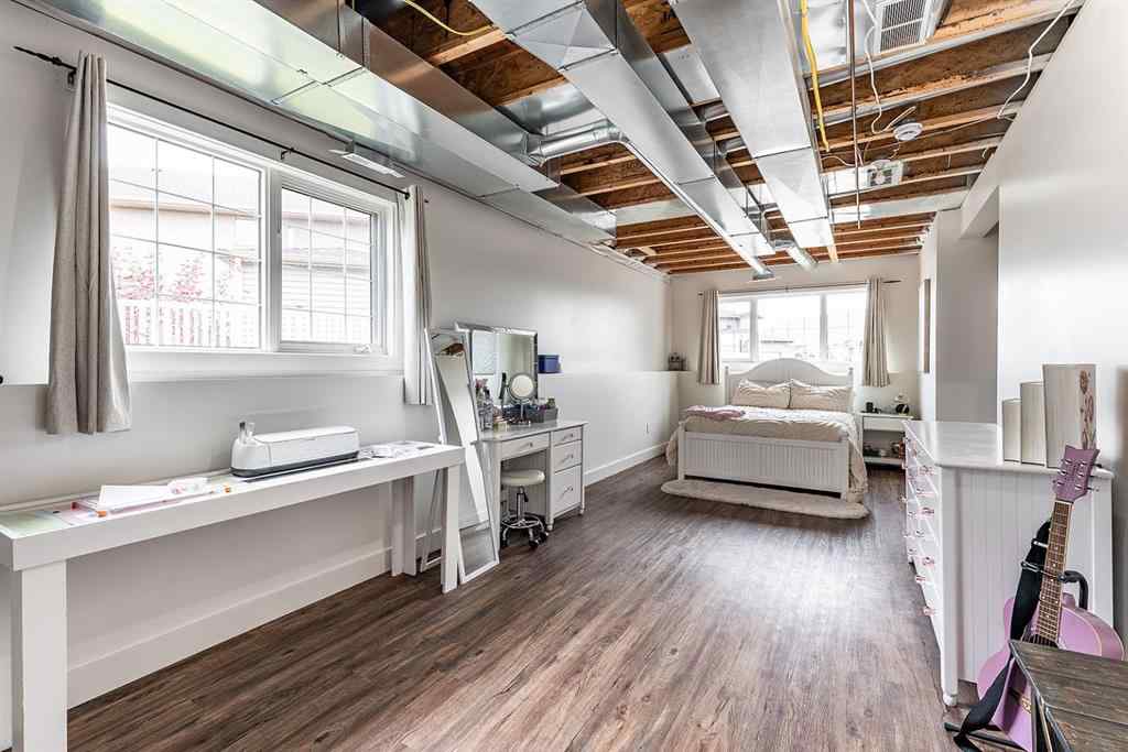 MLS® A2264682 - 15 Turner Close SE in Ross Glen Medicine Hat, Residential