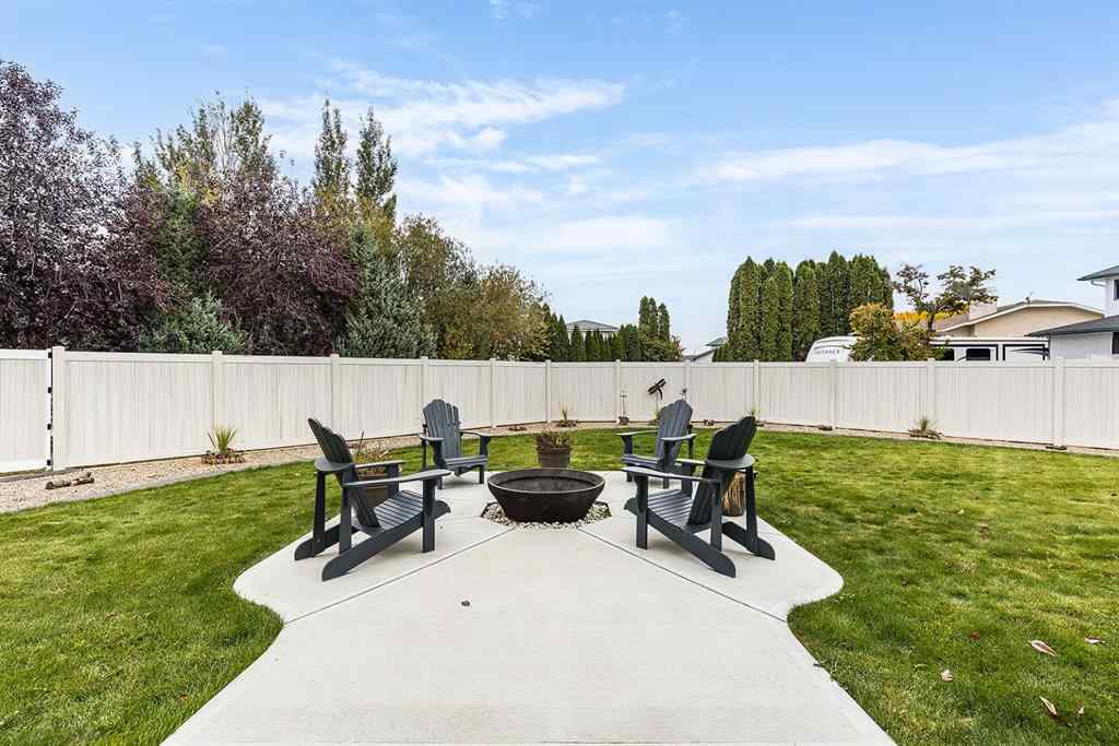 MLS® A2264682 - 15 Turner Close SE in Ross Glen Medicine Hat, Residential