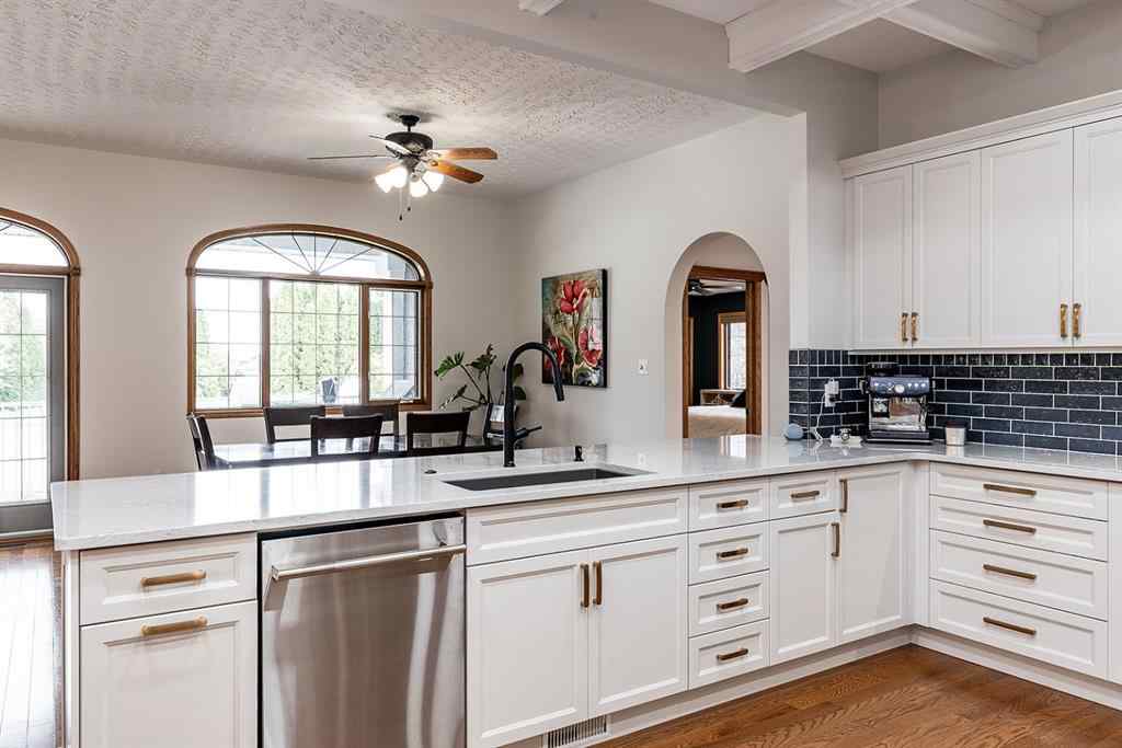 MLS® A2264682 - 15 Turner Close SE in Ross Glen Medicine Hat, Residential