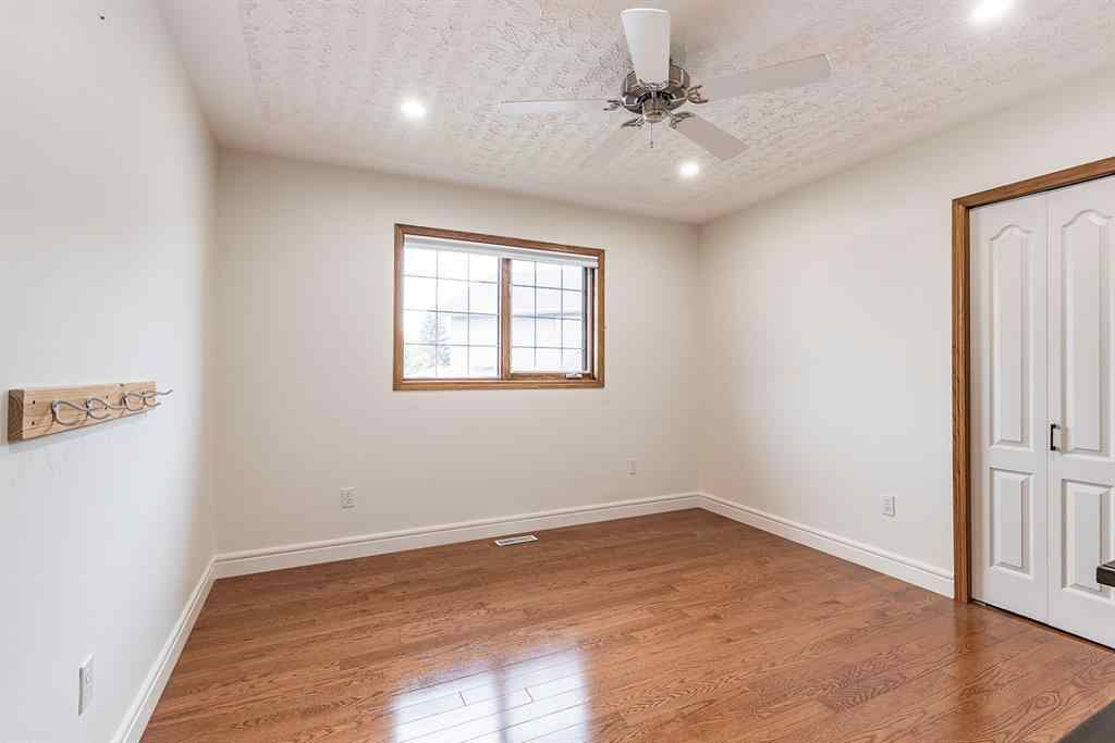 MLS® A2264682 - 15 Turner Close SE in Ross Glen Medicine Hat, Residential