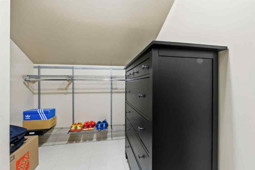 MLS® A2264684 - 25 Paradise Bay  in NONE Chestermere, Residential