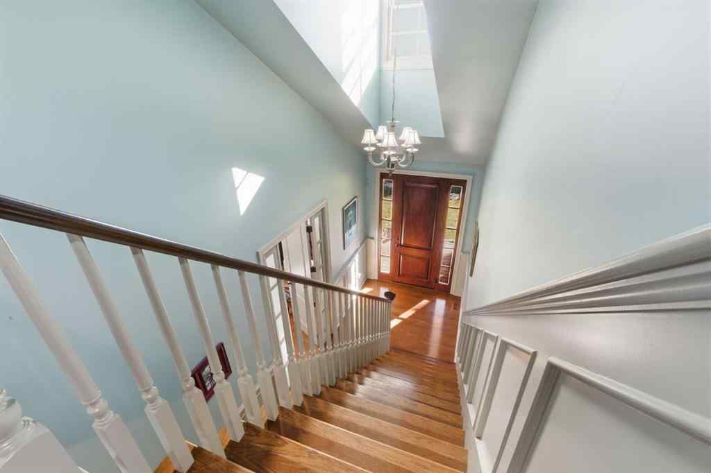 MLS® A2264684 - 25 Paradise Bay  in NONE Chestermere, Residential