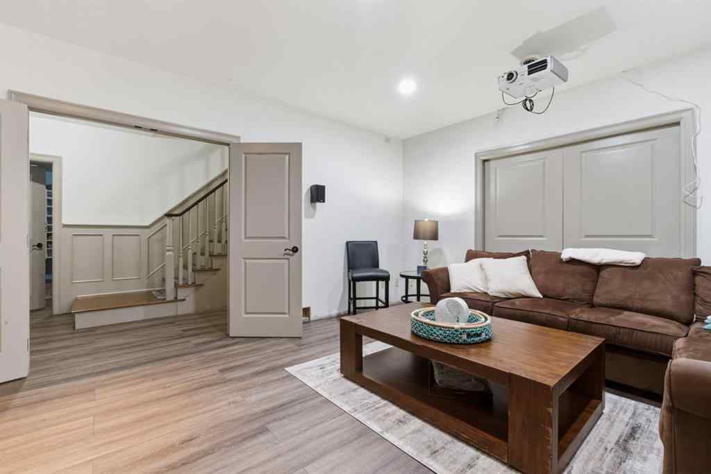 MLS® A2264684 - 25 Paradise Bay  in NONE Chestermere, Residential