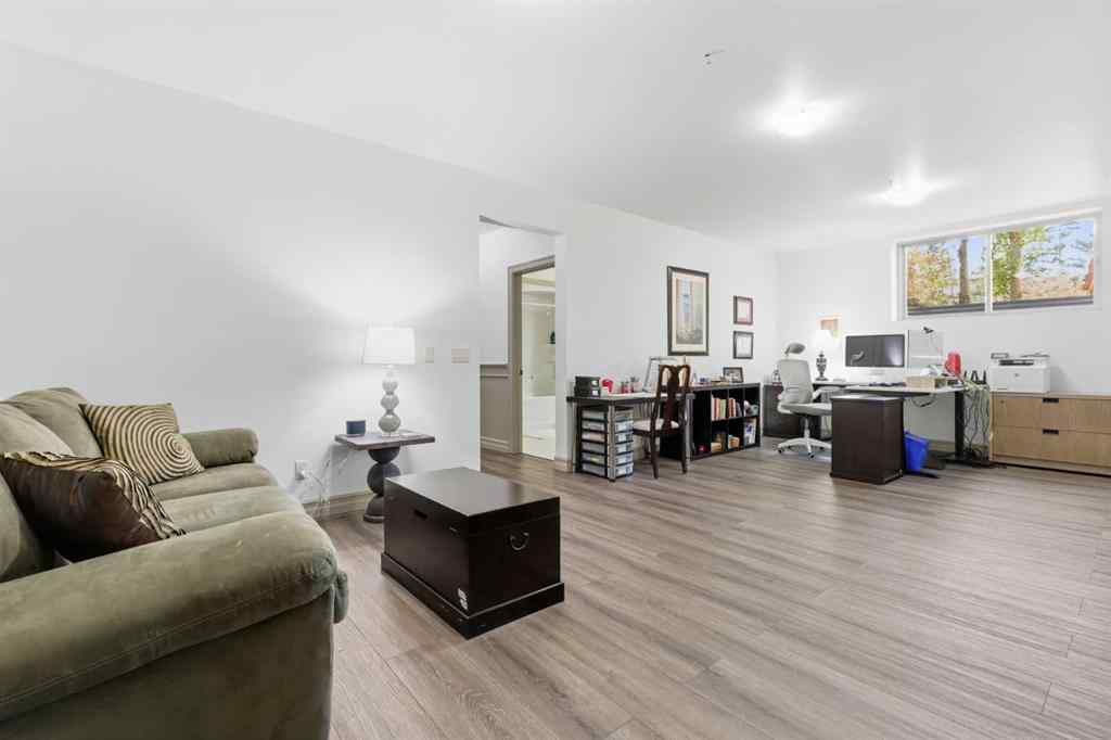 MLS® A2264684 - 25 Paradise Bay  in NONE Chestermere, Residential