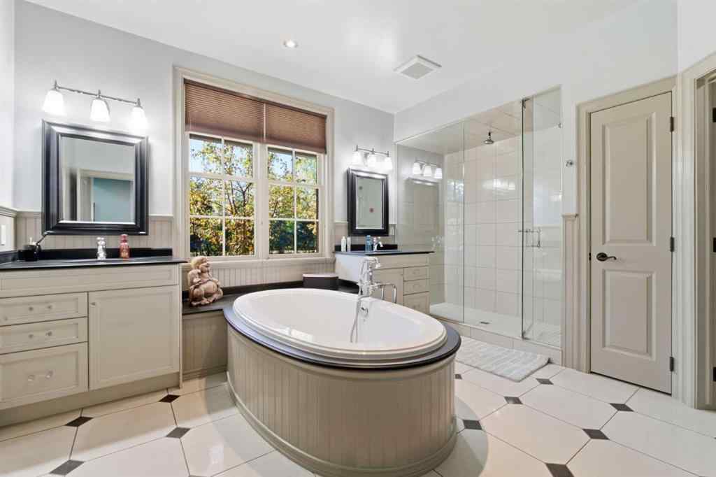 MLS® A2264684 - 25 Paradise Bay  in NONE Chestermere, Residential