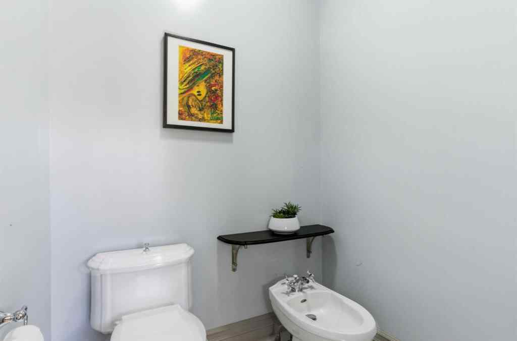 MLS® A2264684 - 25 Paradise Bay  in NONE Chestermere, Residential