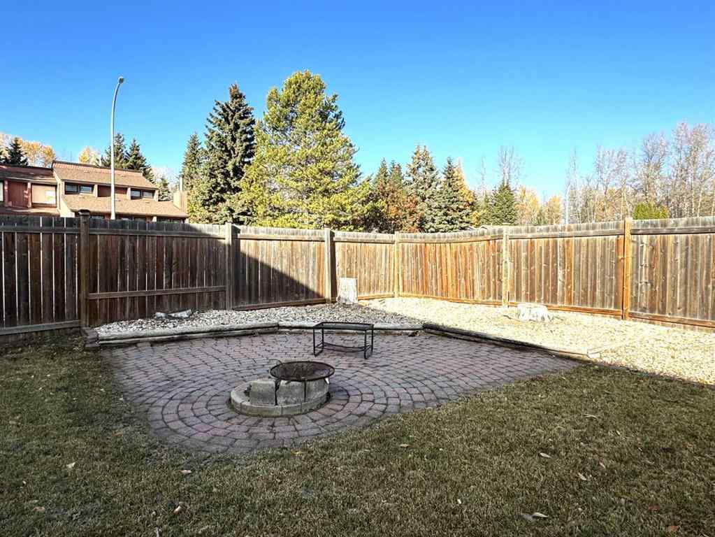 MLS® A2264685 - 600 10 Avenue SE in NONE Slave Lake, Residential