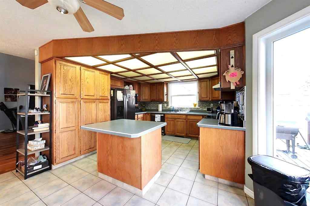 MLS® A2264685 - 600 10 Avenue SE in NONE Slave Lake, Residential