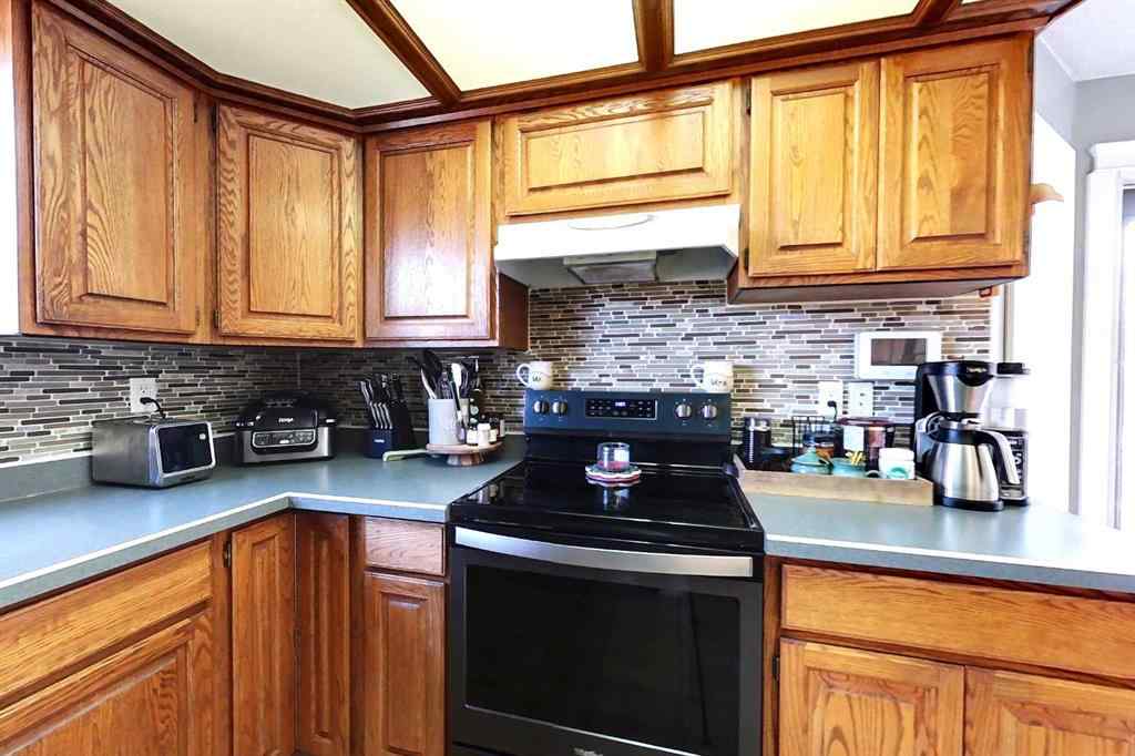 MLS® A2264685 - 600 10 Avenue SE in NONE Slave Lake, Residential