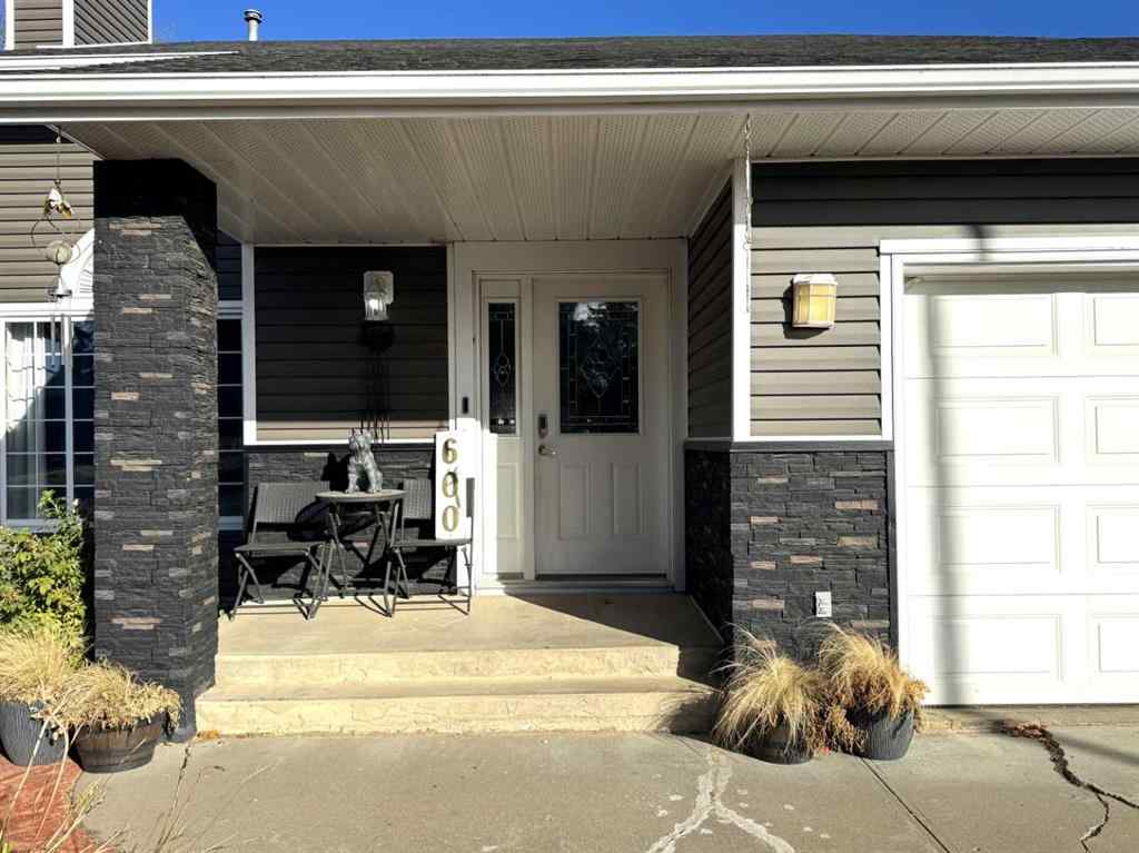 MLS® A2264685 - 600 10 Avenue SE in NONE Slave Lake, Residential