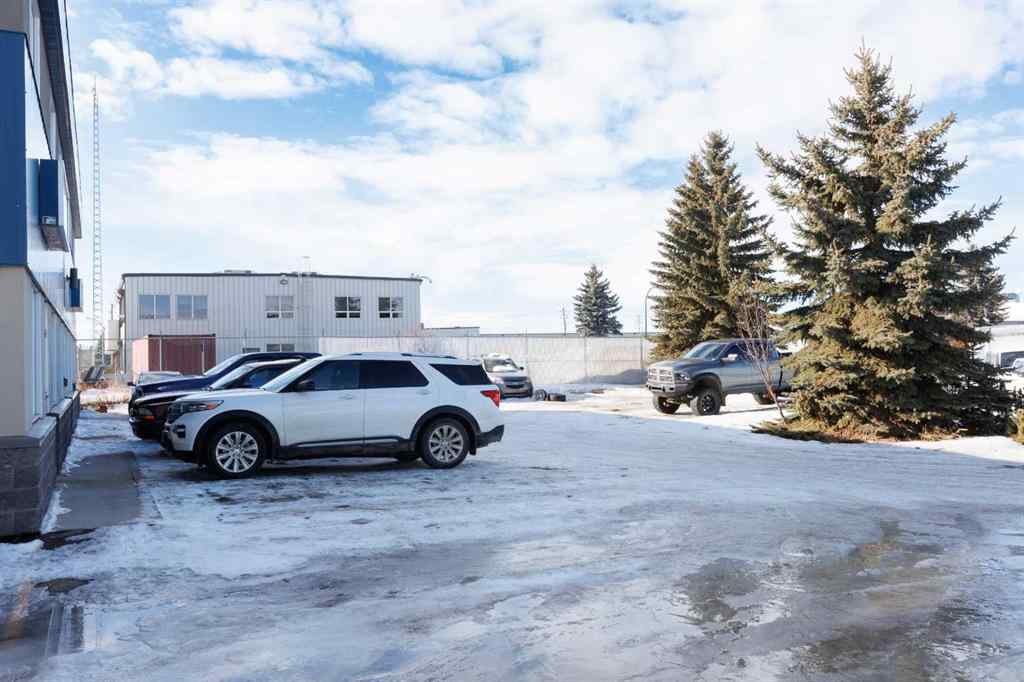 MLS® A2264689 - Unit #1,2, 3 8121 49 Avenue Close  in Northlands Industrial Park Red Deer, Commercial