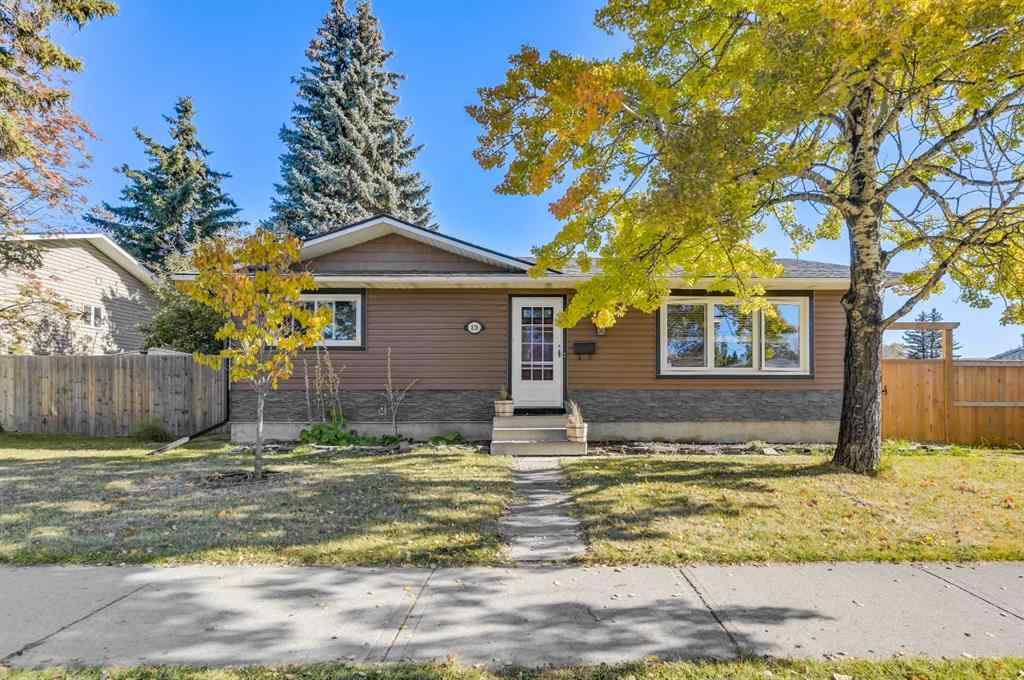 MLS® A2264693 - 828 Queensland Drive SE in Queensland Calgary, Residential
