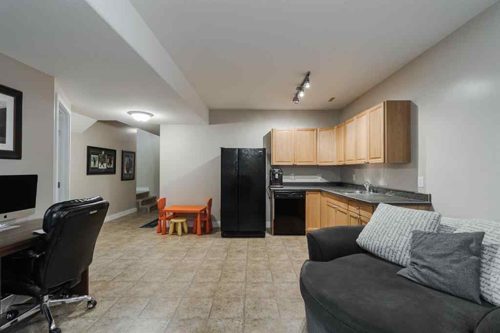 MLS® A2264696 - 168 Hawthorn Way  in Timberlea Fort McMurray, Residential