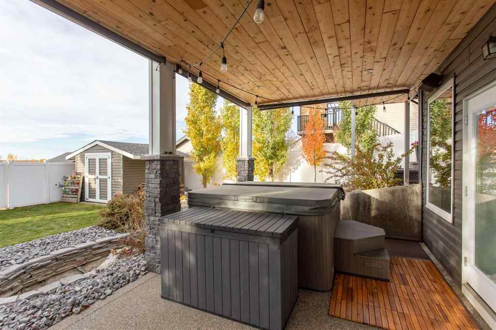 MLS® A2264697 - 30 Parkridge Crescent  in Panorama Estates Blackfalds, Residential