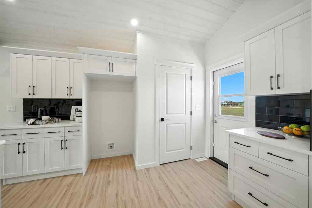 MLS® A2264708 - 62 Metcalf Way  in Metcalf Ridge Lacombe, Residential