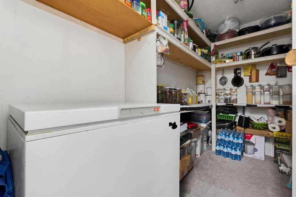 MLS® A2264712 - 211 Pinetree Place NE in Pineridge Calgary, Residential