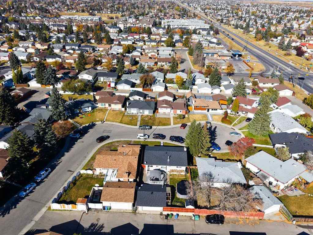 MLS® A2264712 - 211 Pinetree Place NE in Pineridge Calgary, Residential