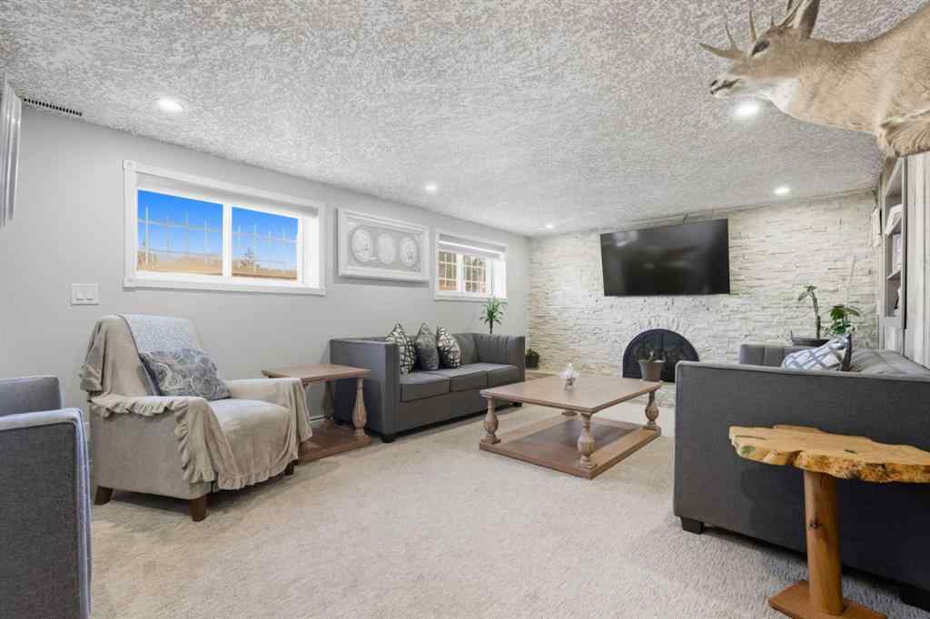 MLS® A2264712 - 211 Pinetree Place NE in Pineridge Calgary, Residential