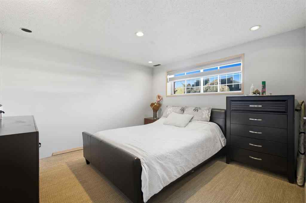 MLS® A2264712 - 211 Pinetree Place NE in Pineridge Calgary, Residential