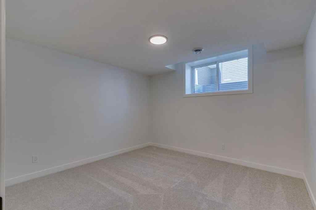 MLS® A2264717 - 56 Dawson Wharf Mount  in Dawson\'s Landing Chestermere, Residential