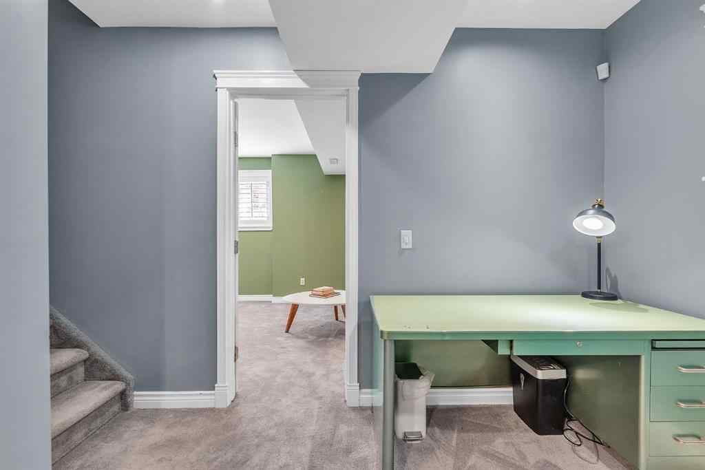 MLS® A2264722 - 202 30 Avenue NW in Tuxedo Park Calgary, Residential