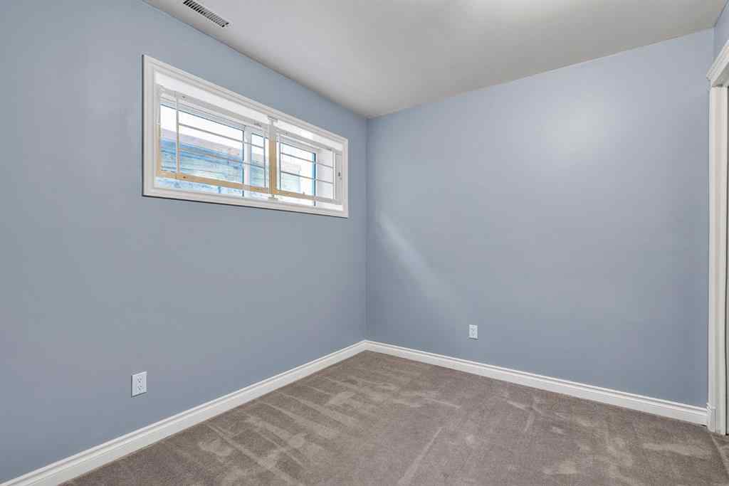 MLS® A2264722 - 202 30 Avenue NW in Tuxedo Park Calgary, Residential