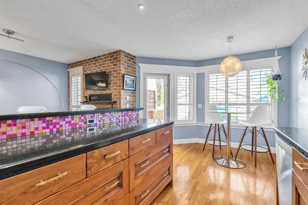 MLS® A2264722 - 202 30 Avenue NW in Tuxedo Park Calgary, Residential