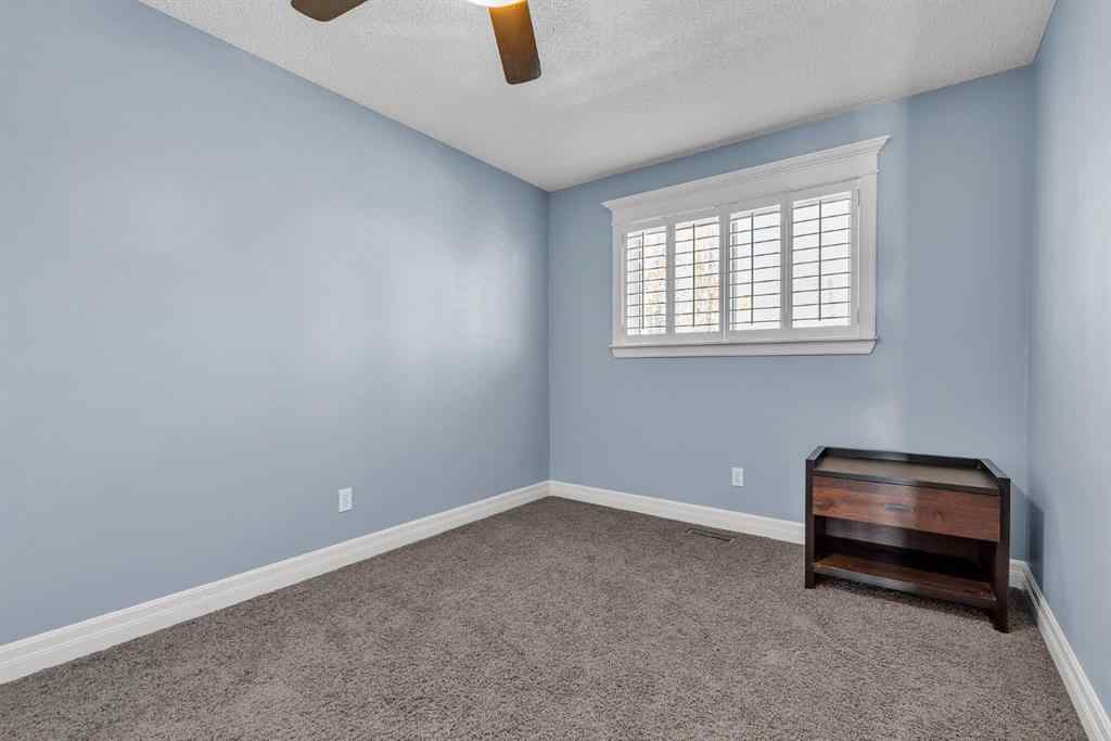 MLS® A2264722 - 202 30 Avenue NW in Tuxedo Park Calgary, Residential